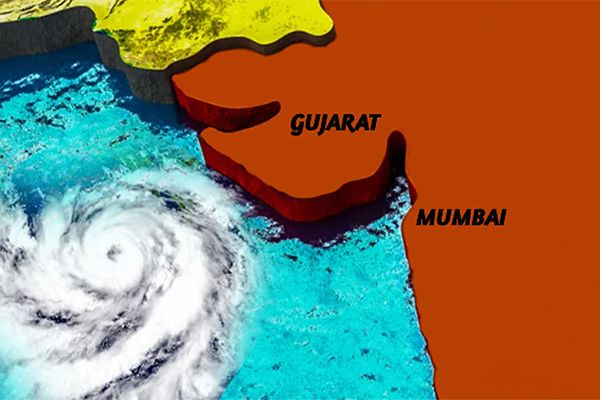 Cyclone Vayu to Hit Mumbai & Gujarat