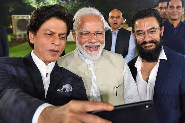 PM Modi Meets Bollywood Stars