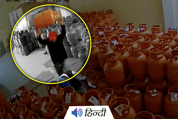 Man Murders His Colleague With a Gas Cylinder