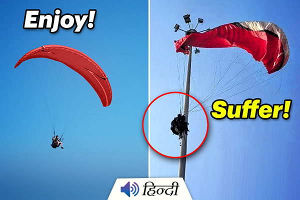 Paragliders Stuck On High Light Pole in Kerala