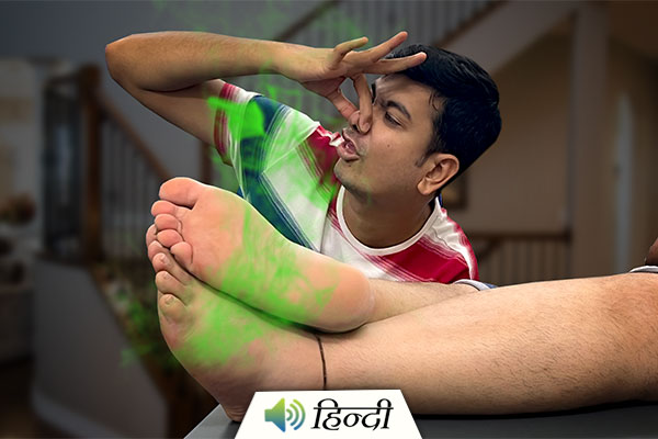 How to Prevent Smelly Feet During the Rains?