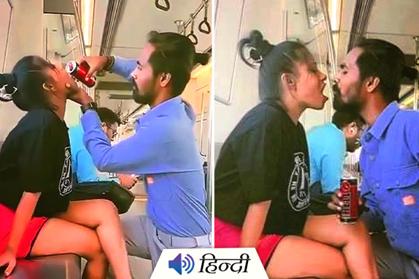 Disgusting Video of Couple in Delhi Metro Goes Viral