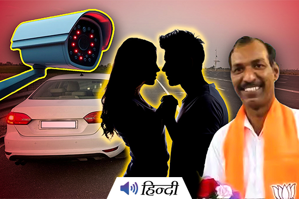 Shocking Video of Couple on Delhi-Mumbai Expressway Goes Viral